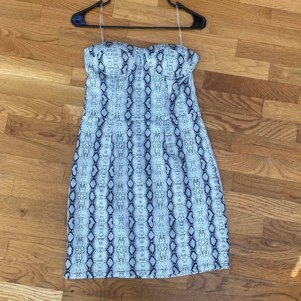 Gorgeous snakeskin mini dress. Never been worn